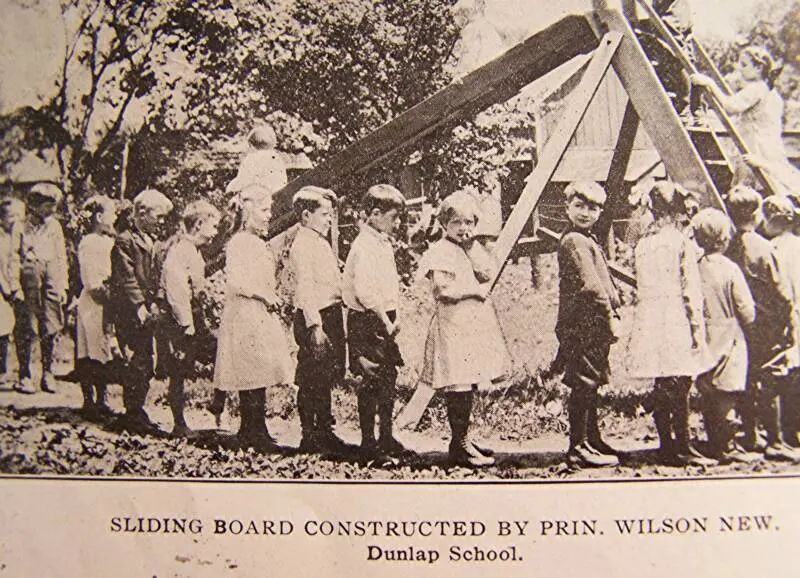 Dunlap School, District #105