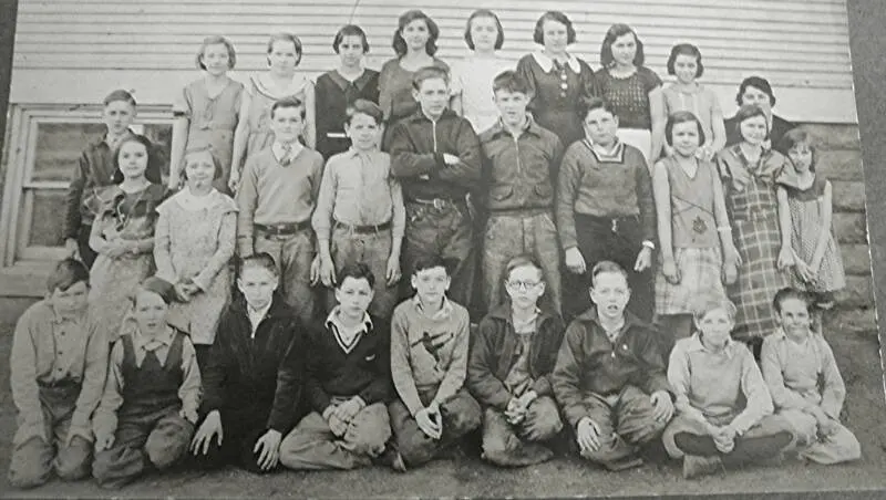 Kingston Mines Grade School, 1934, 5th to 8th grade