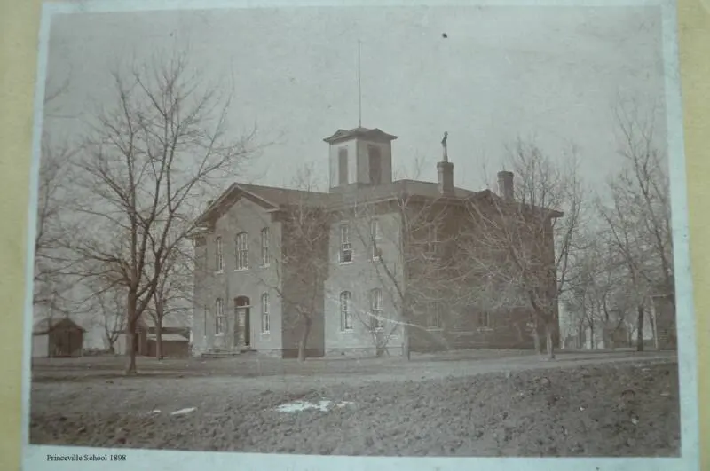 Princeville school photograph, Princeville Heritage Center