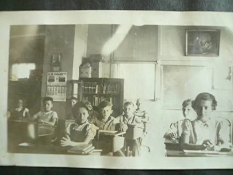Trivoli School, album of teacher Leatha Folkenroth Whitlock